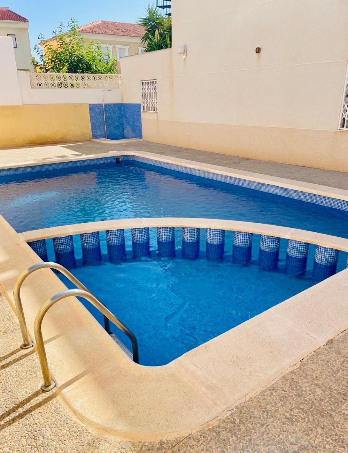 Przytulny Apartament 100m od plaży Torrevieja Zewnętrze zdjęcie