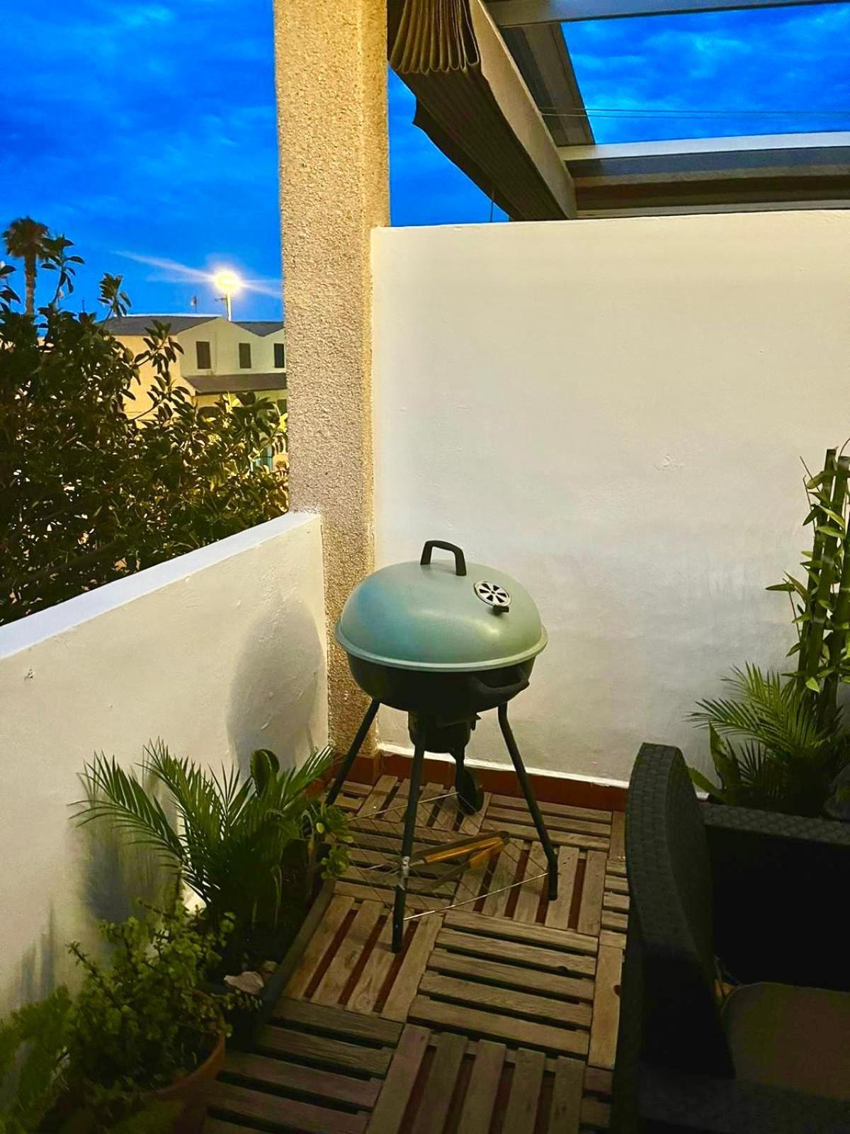 Przytulny Apartament 100m od plaży Torrevieja Zewnętrze zdjęcie
