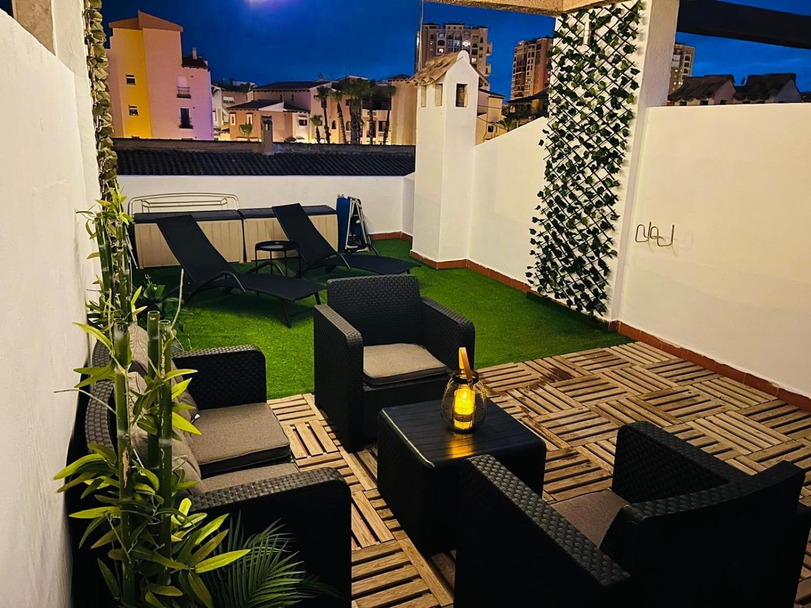 Przytulny Apartament 100m od plaży Torrevieja Zewnętrze zdjęcie