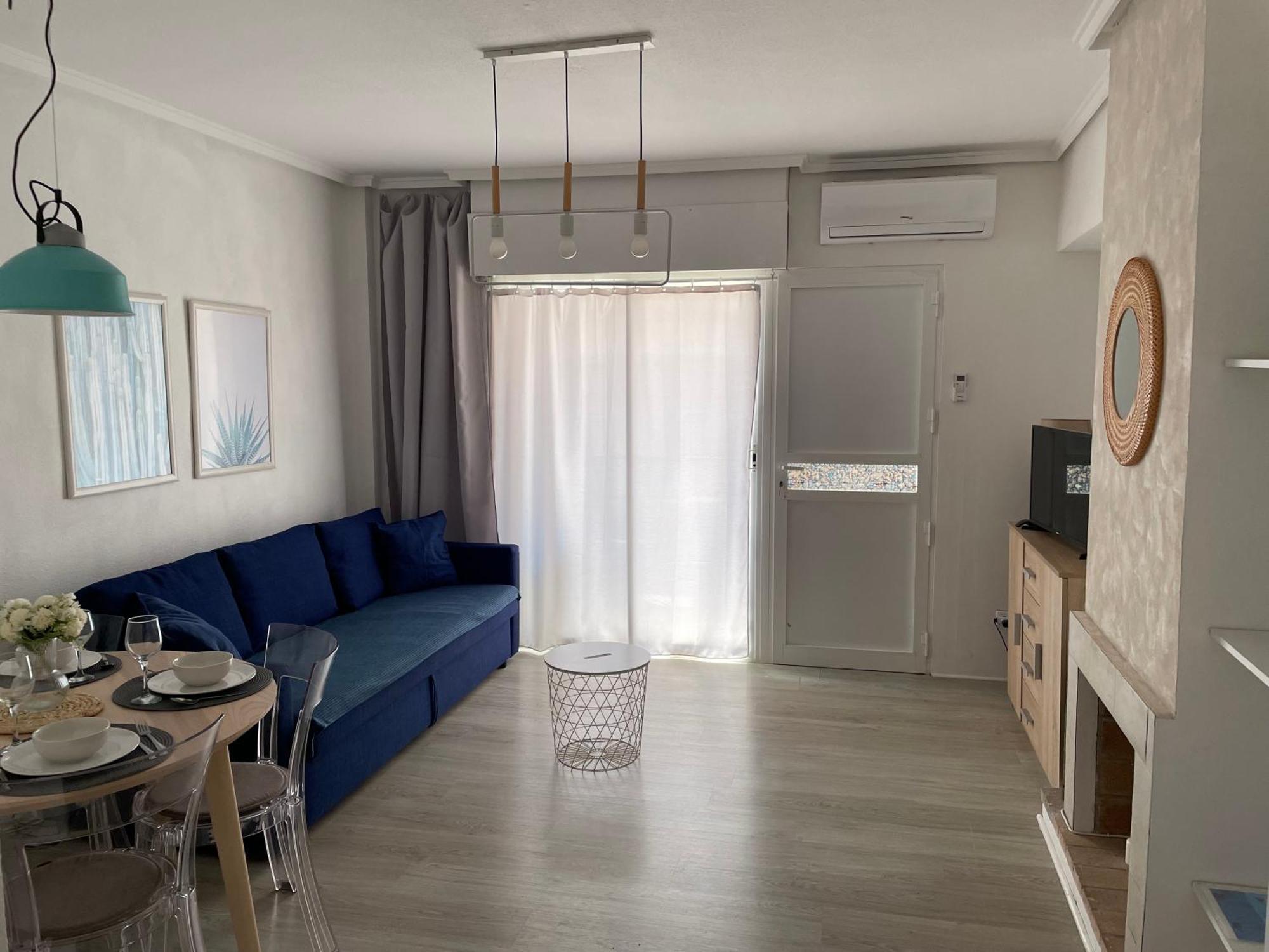 Przytulny Apartament 100m od plaży Torrevieja Zewnętrze zdjęcie